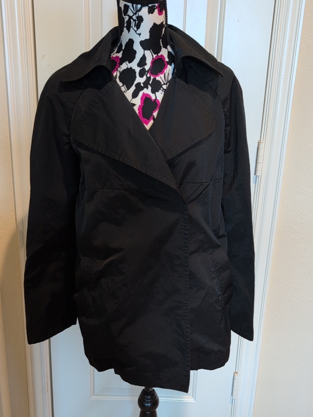 New York & Company Black Short Trench Coat Size XS